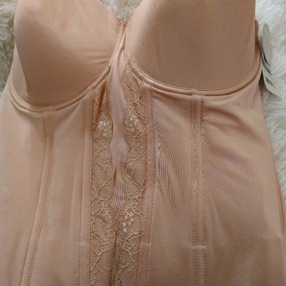Parfait low back bustier corset - Picture 2 of 10